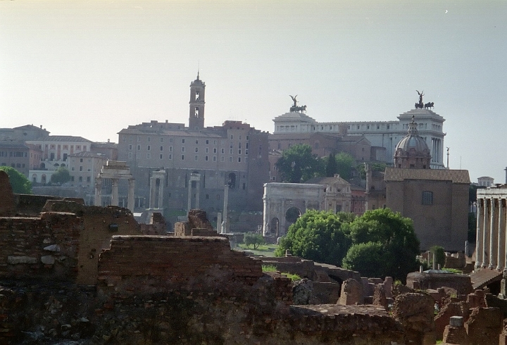 19 Roman Forum.jpg